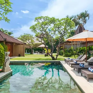 Bali Dyana Villas Семиньяк
